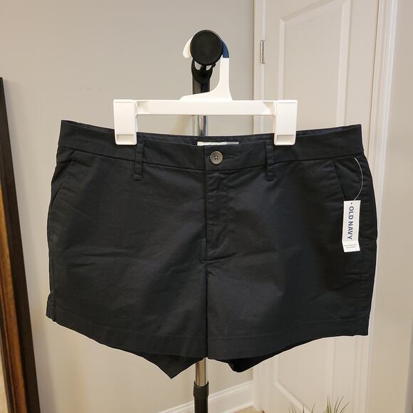 Old Navy Pants - NWT Old Navy Black Shorts